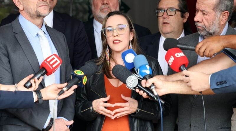Presidenta do PSOL tem visto cancelado pelos Estados Unidos