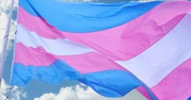 Preconceito dificulta rastreio e tratamento de câncer em pessoas trans