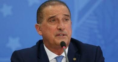 Problemas com descontos era recorrente, diz ministro de Bolsonaro