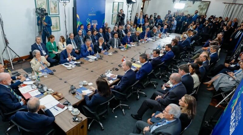 Lula defende cooperação sul-americana contra o crime organizado