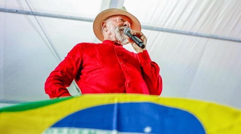 "Trump quer criar nova ONU", diz Lula sobre Conselho de Paz