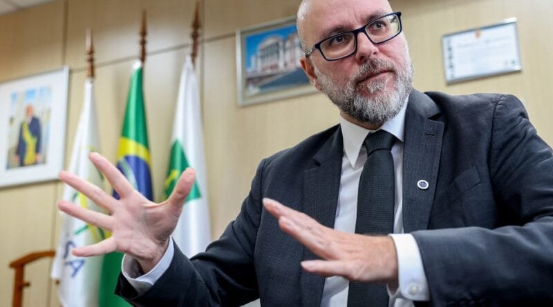 Anvisa quer reduzir fila de análises e priorizar inovações nacionais