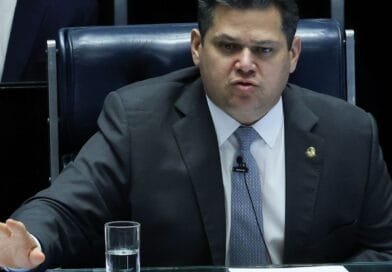 Parlamentares pedem a Alcolumbre nulidade de votação em CPMI do INSS Parlamentares pedem a Alcolumbre nulidade de votação em CPMI do INSS