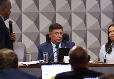 Ex-secretária do Careca do INSS diz que tinha acesso a cofre Ex-secretária do Careca do INSS diz que tinha acesso a cofre