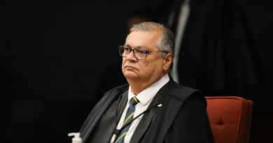 Dino autoriza PF a acessar investigação sobre produtora do Dark Horse