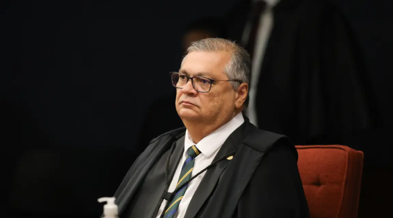 Dino autoriza PF a acessar investigação sobre produtora do Dark Horse