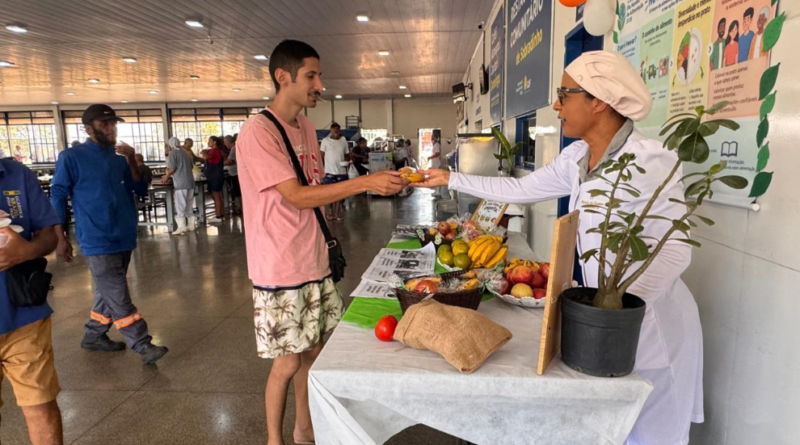 Restaurantes Comunitários do DF promovem ação de educação alimentar e nutricional